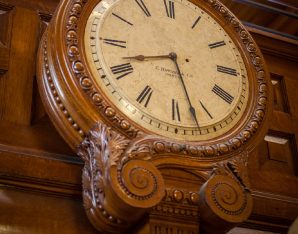 A picture of a clock.