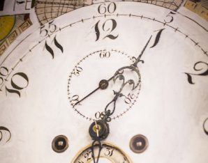 A picture of a clock.