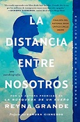 La distancia entre nosotros escrito por Reyna Grande